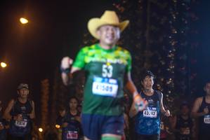 BIB: 4105, 43343, 409, 4162
                            <button type="button" onclick="openModal(18284880)" class="btn btn-primary btn-sm float-right btn-popup" data-toggle="modal" data-target=".modal-high-quality">
                        <i class="fas fa-shopping-cart"></i> Add to Cart
                    </button>
                                            <button type="button" onclick="isThisMe(18284880, true)" class="btn btn-success btn-sm float-right btn-popup btn-isme hidden" data-toggle="tooltip" data-placement="bottom" title="นี่คือรูปของคุณใช่ไหม คลิกที่นี่เพื่อเอาเข้าอัลบั้ม">
                        <i class="fas fa-plus"></i> Add to album
                    </button>
                    <button type="button" onclick="isThisMe(18284880, false)" class="btn btn-warning btn-sm float-right btn-popup btn-isnotme hidden">
                        <i class="fas fa-ban"></i> Remove from album
                    </button>